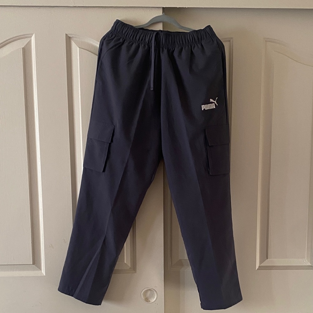 PUMA Power Woven  cargo Pants Galacic Gray. Size M